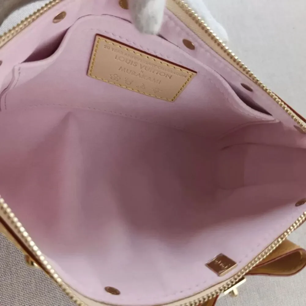 Louis Vuitton avin provide usa