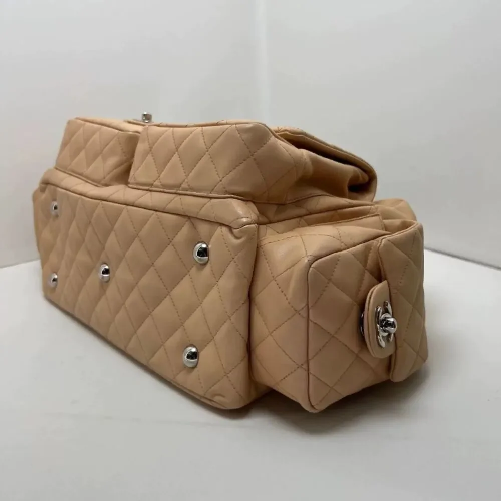 CHANEL brand color