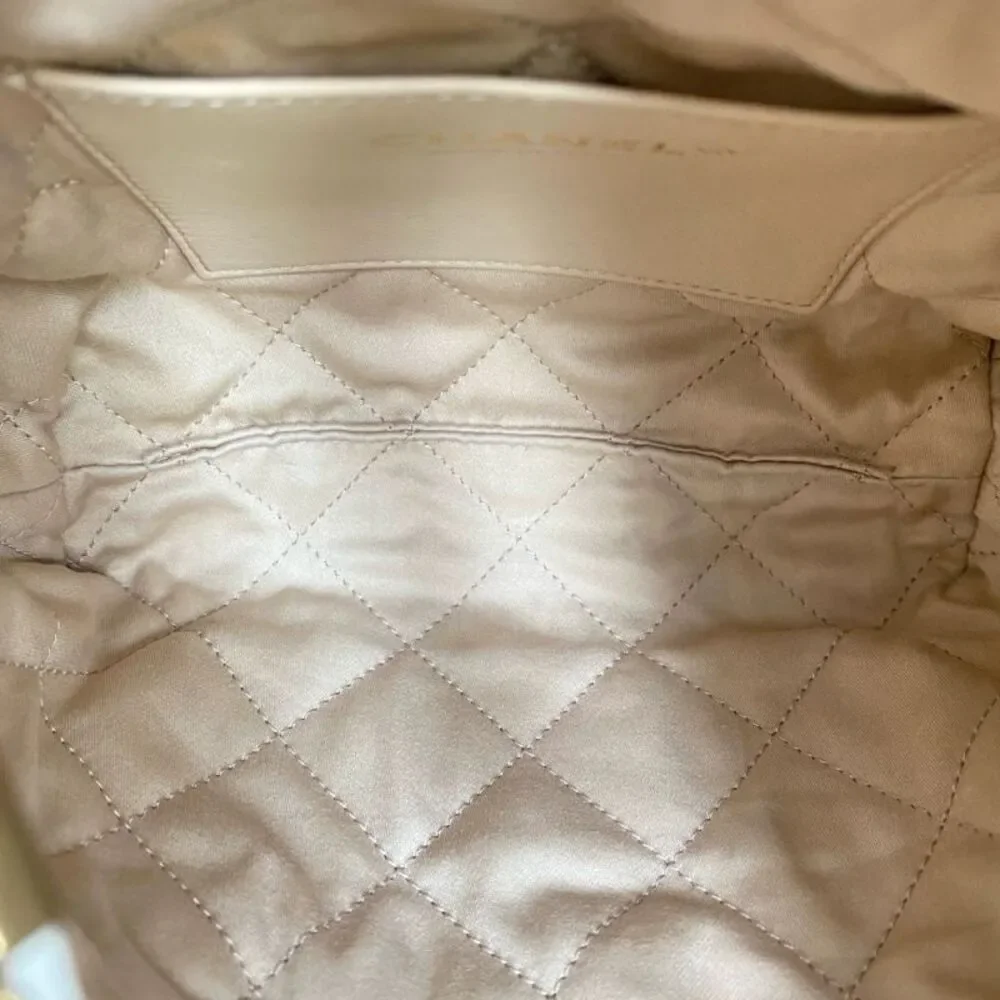 CHANEL brand color