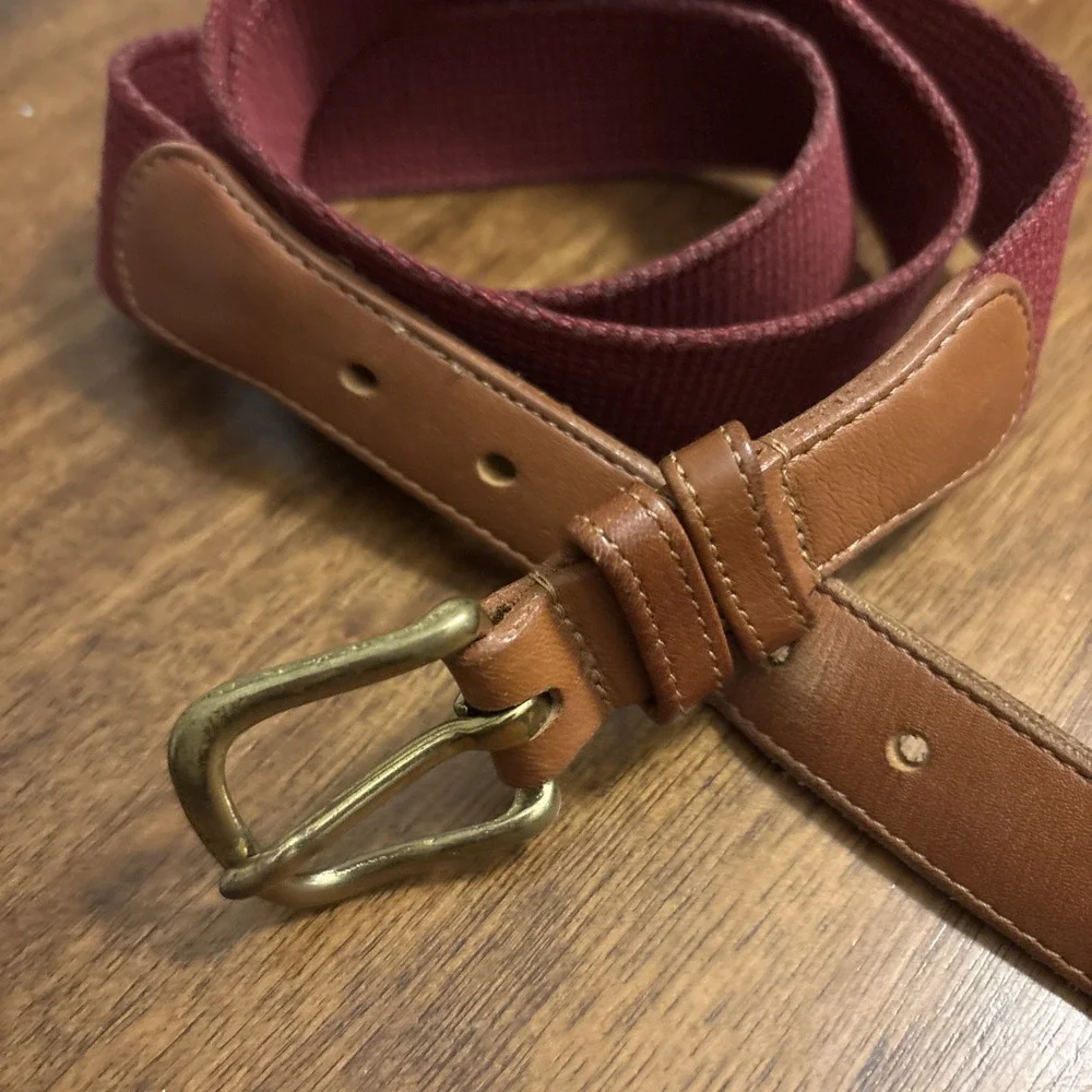 Coach excellent linen