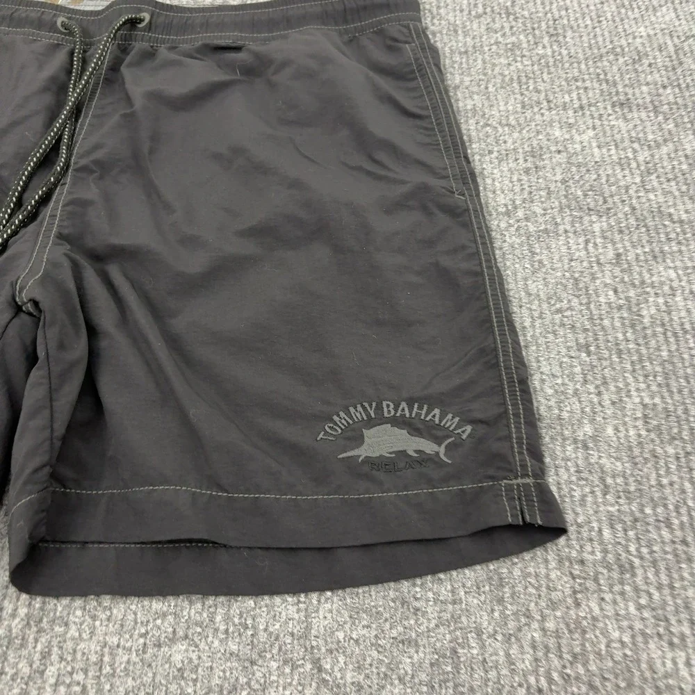 Tommy Bahama waist flat