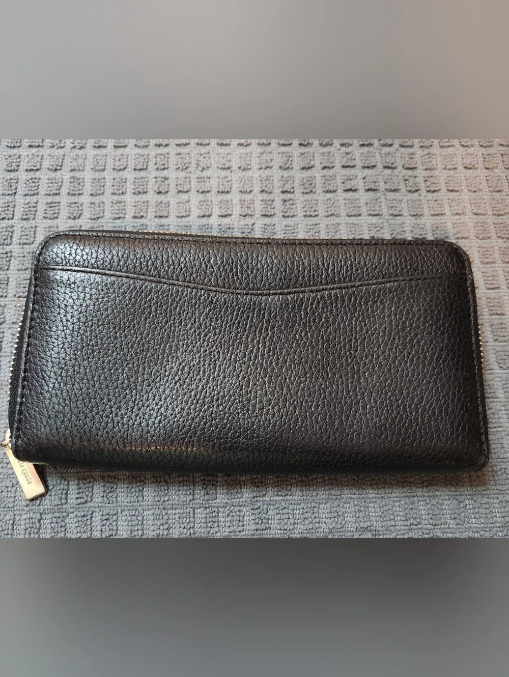 kate spade pebbled black