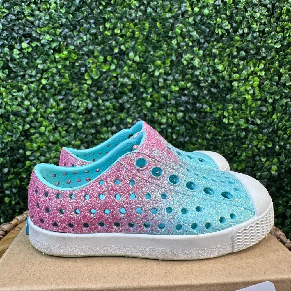 Native Shoes Kids Jefferson Bling Sneakers - Pink and Teal new in‎ box