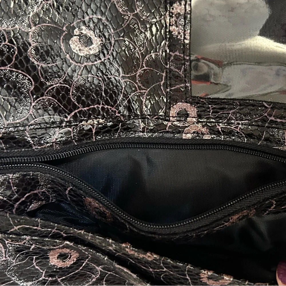 N/A interesting floral