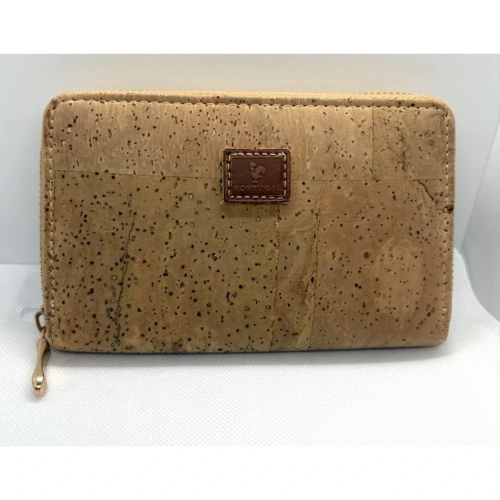 The Unbranded Brand sustainably made