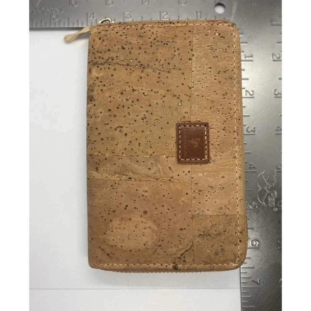 The Unbranded Brand sustainably made