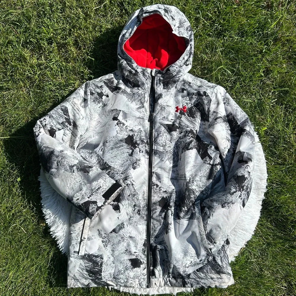 Under Armour UA Storm Winter Jacket Gray, Black, and White Camo Boys Size Large