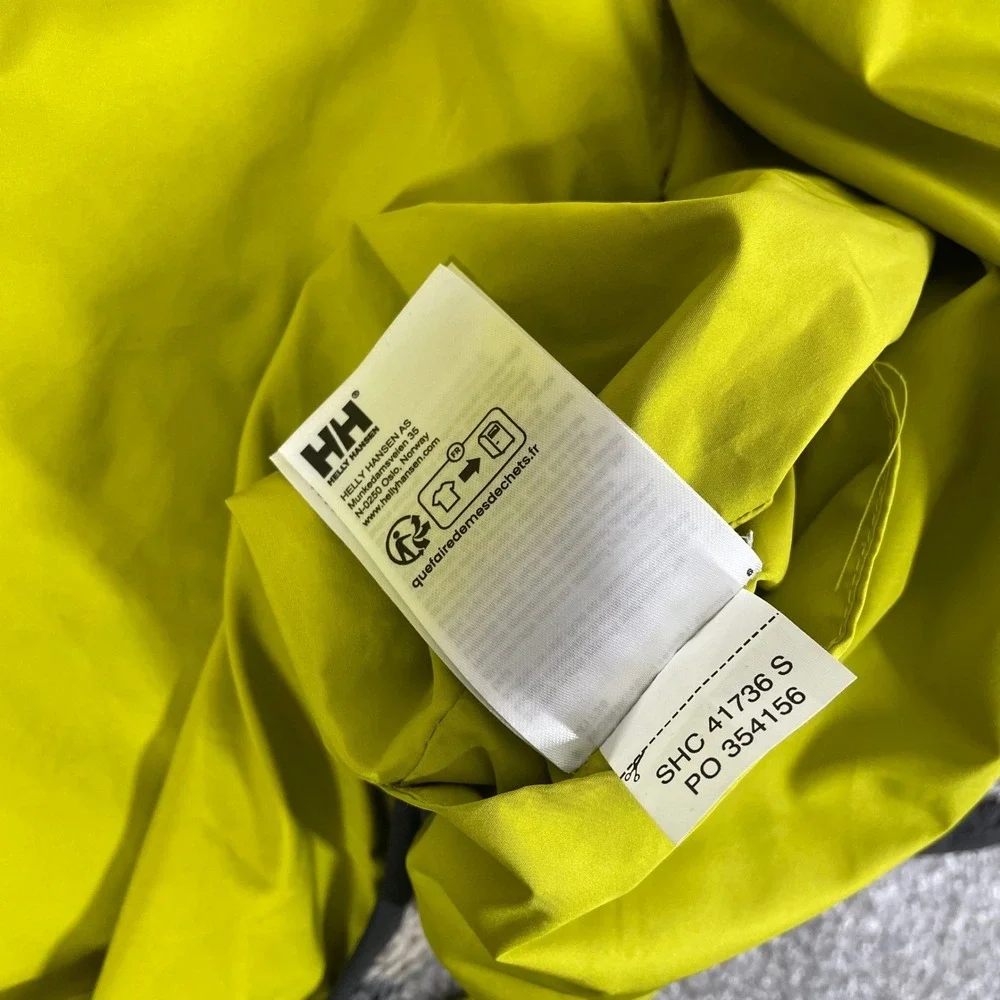 Helly Hansen although size