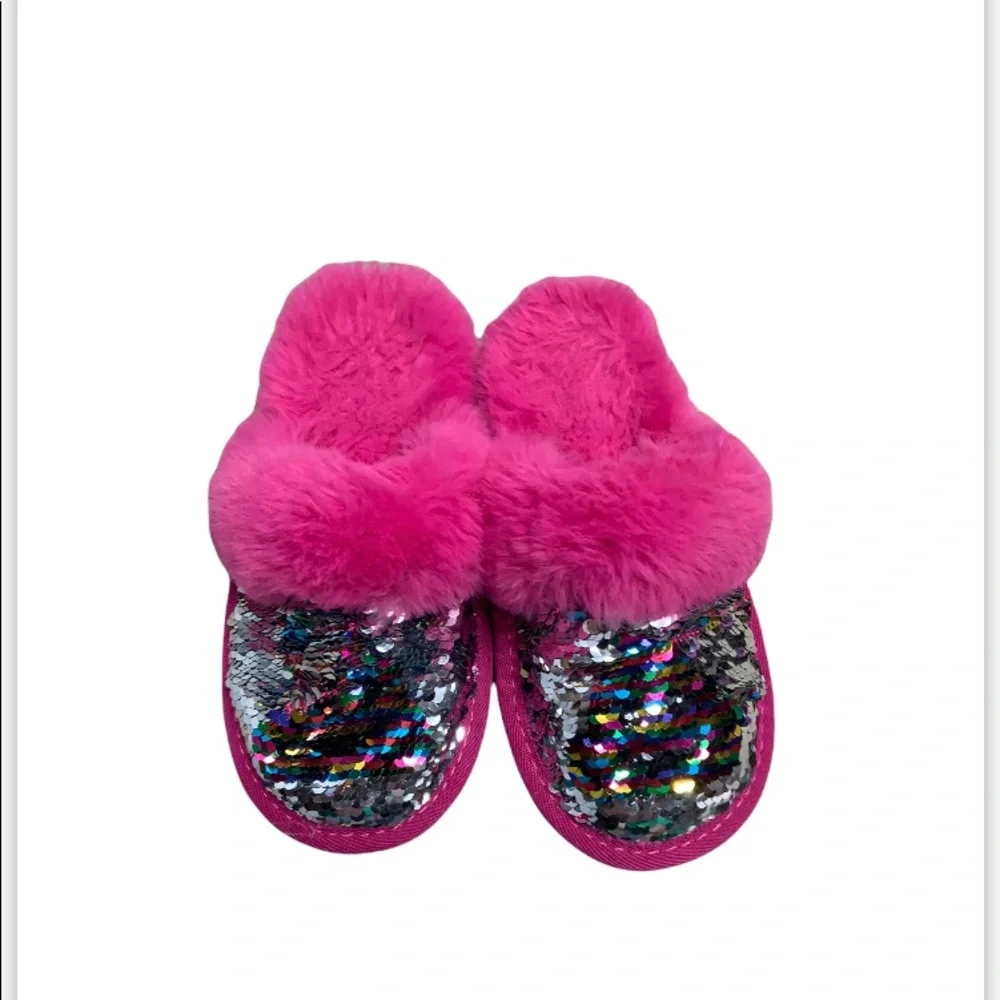 Children’s Place slippers‎