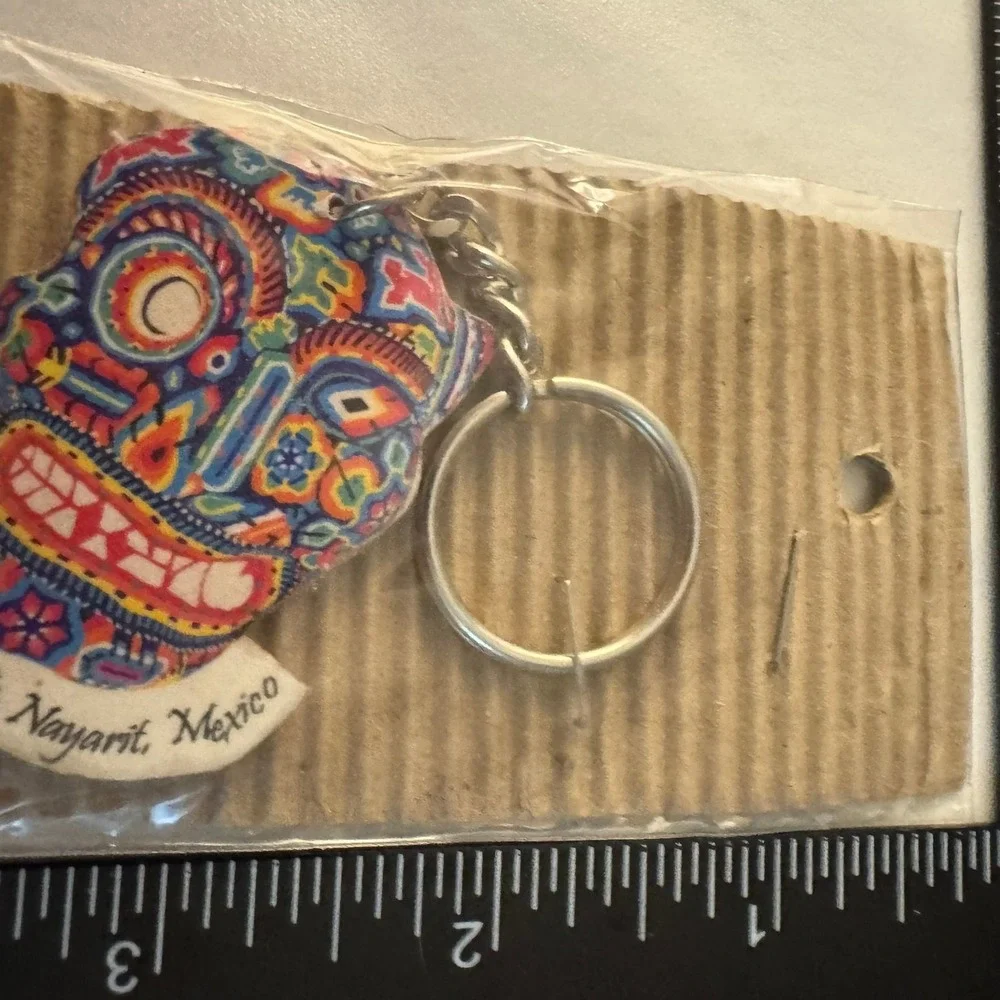 Arte Huichol colorful sugar