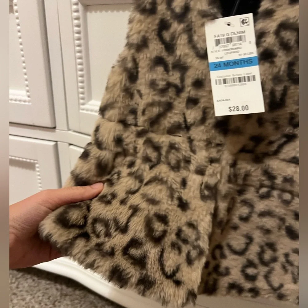 First Impressions stylish leopard