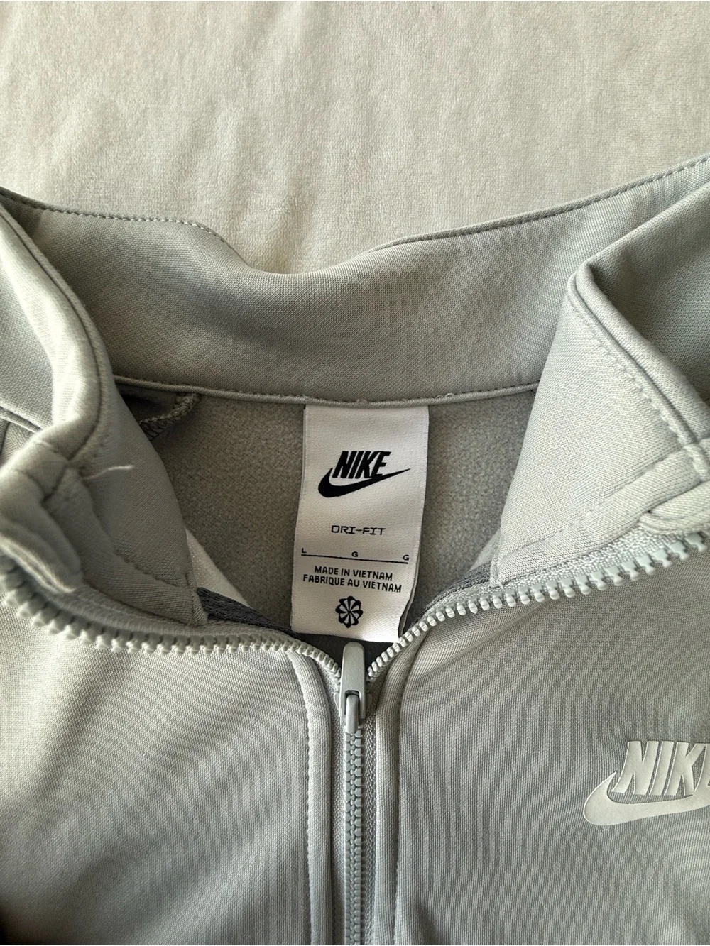 Nike full zip