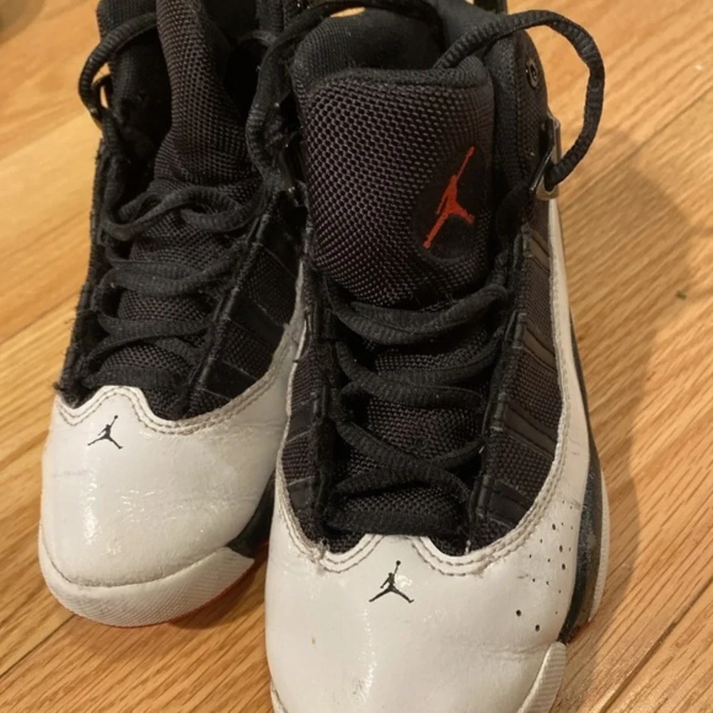Jordan product pair