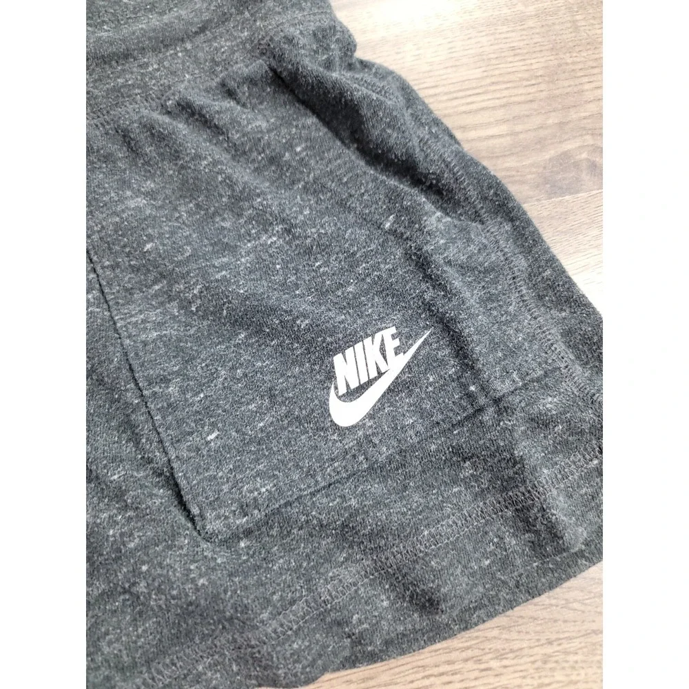 Nike Sportswear Shorts Gym Vintage Girls Large Gray Drawstring Pockets Stretch