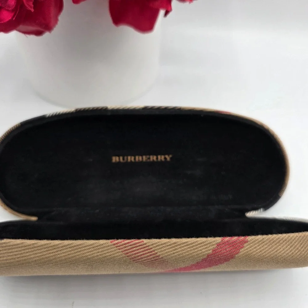 Burberry hard shell