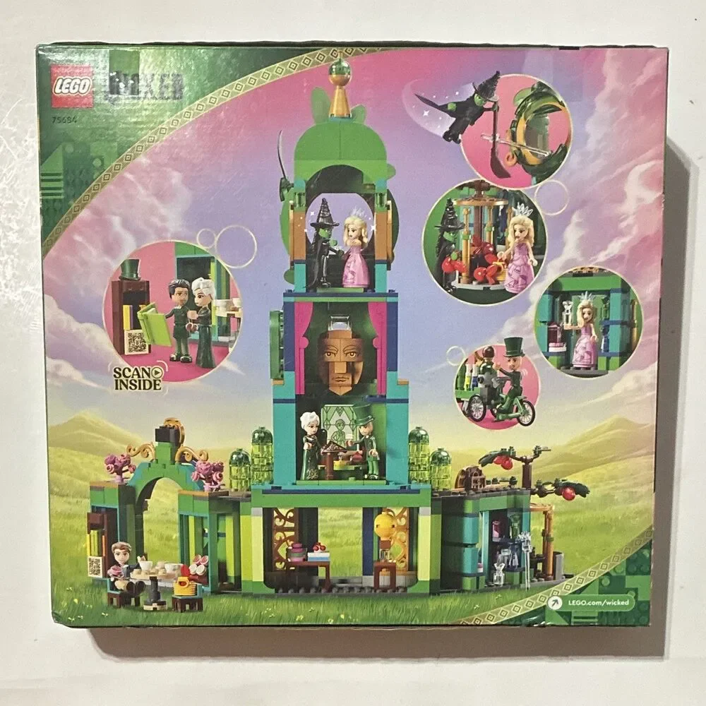 LEGO Wicked 75684 Welcome to Emerald City 945 Pieces New Sealed
