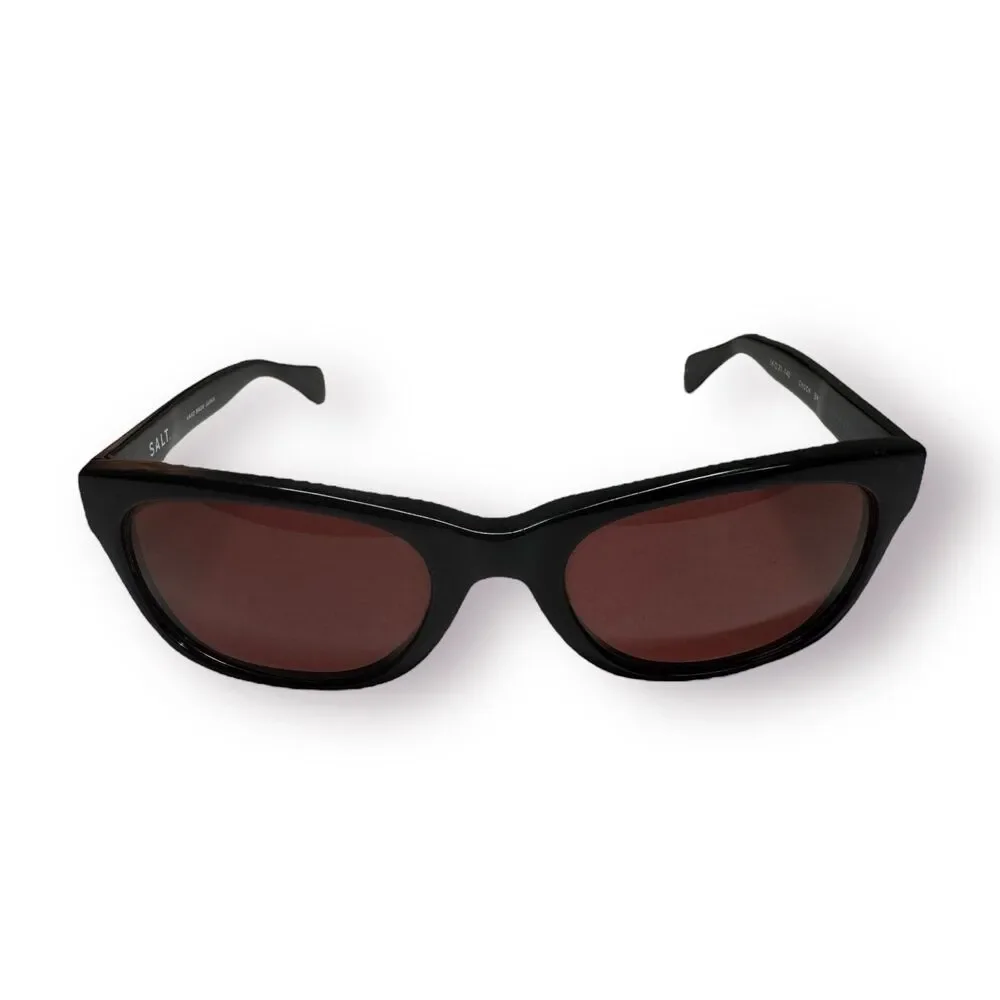 Salt pair brown