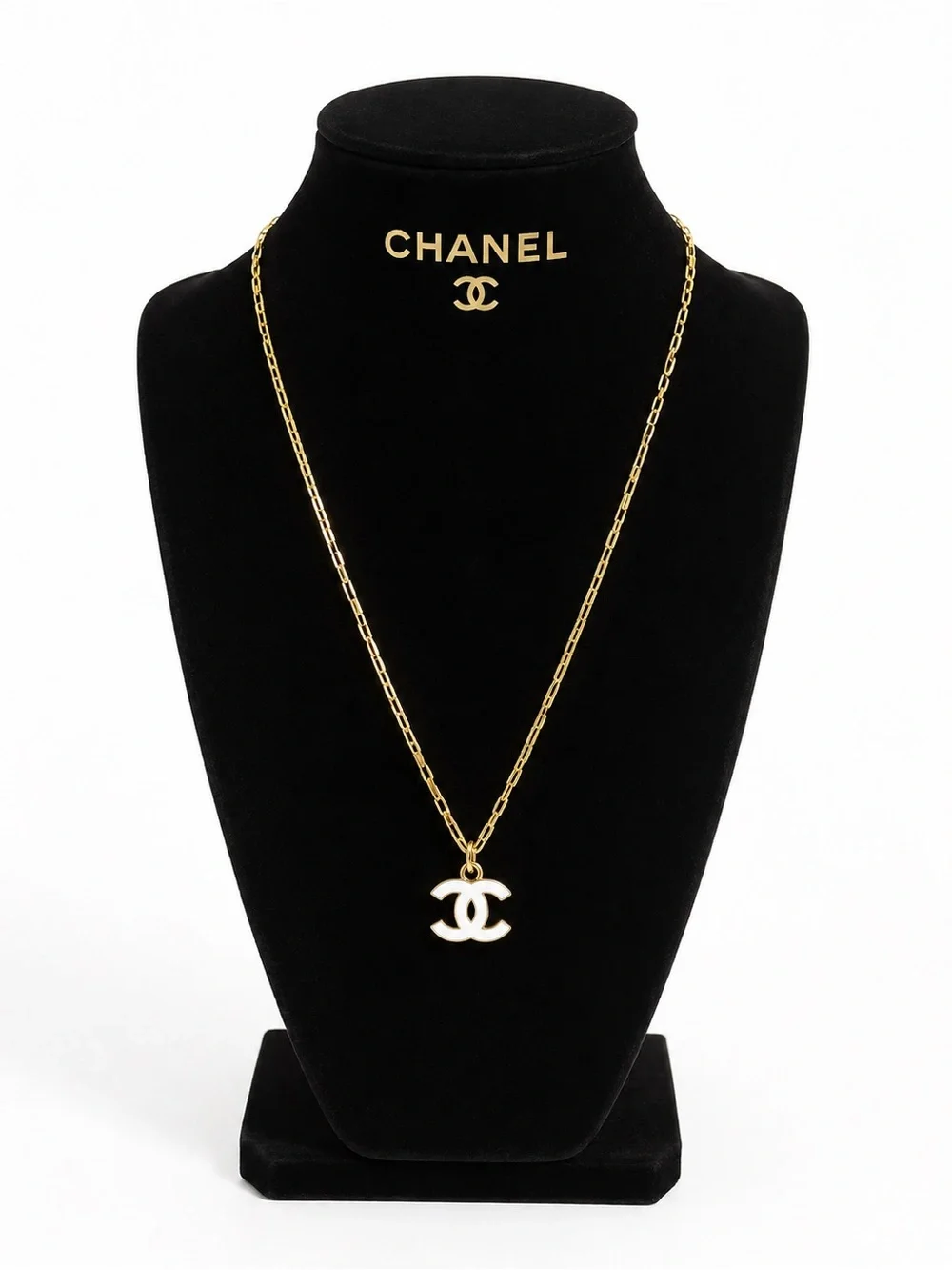 CHANEL Gold CC Logo Pendant necklace