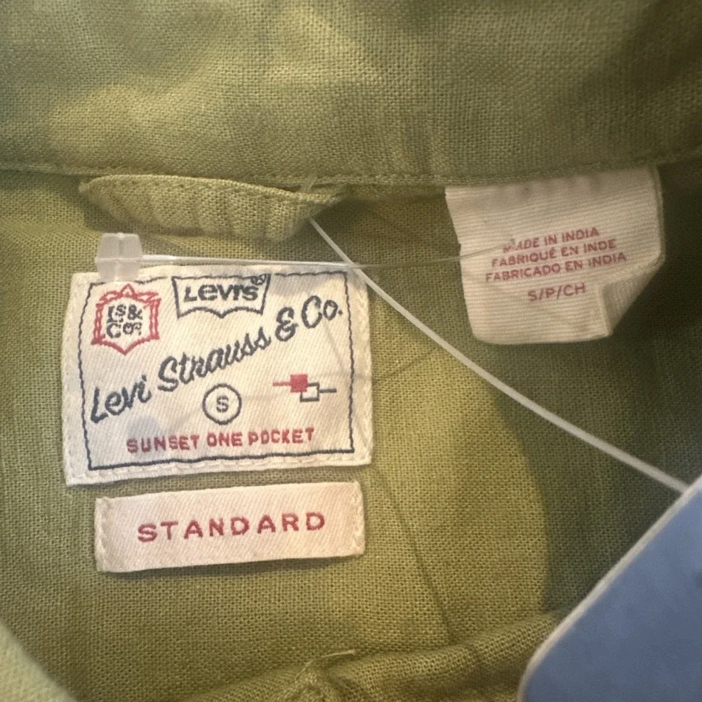 Levis levi linen