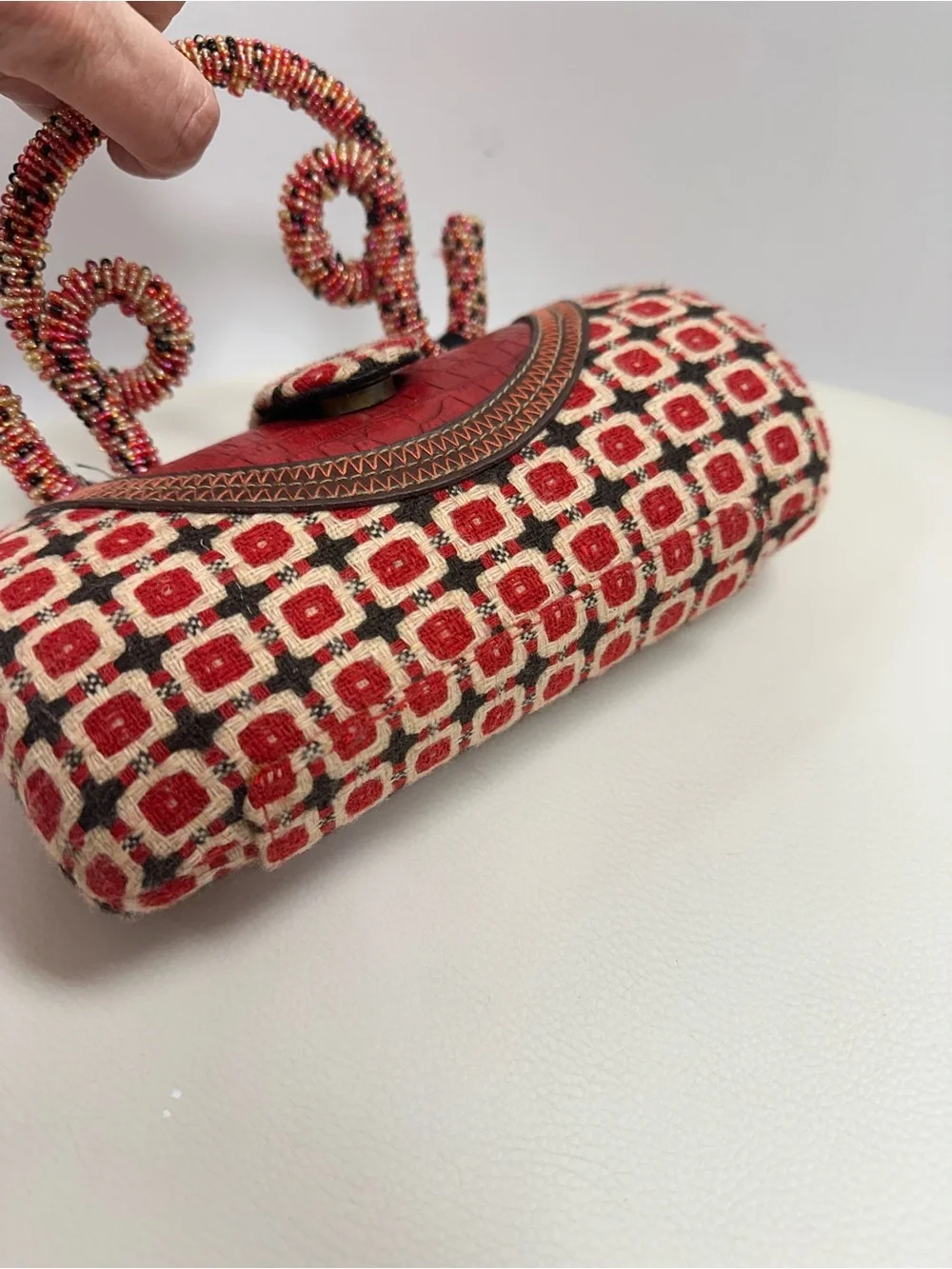 Handcrafted Red Beaded Floral Embellished Women's Clutch
