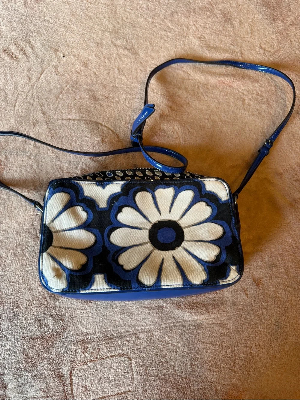Coach crossbody bold