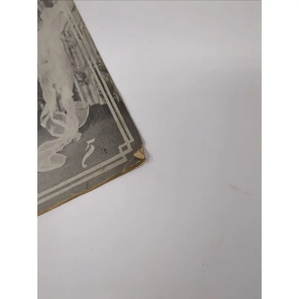 N/A features title