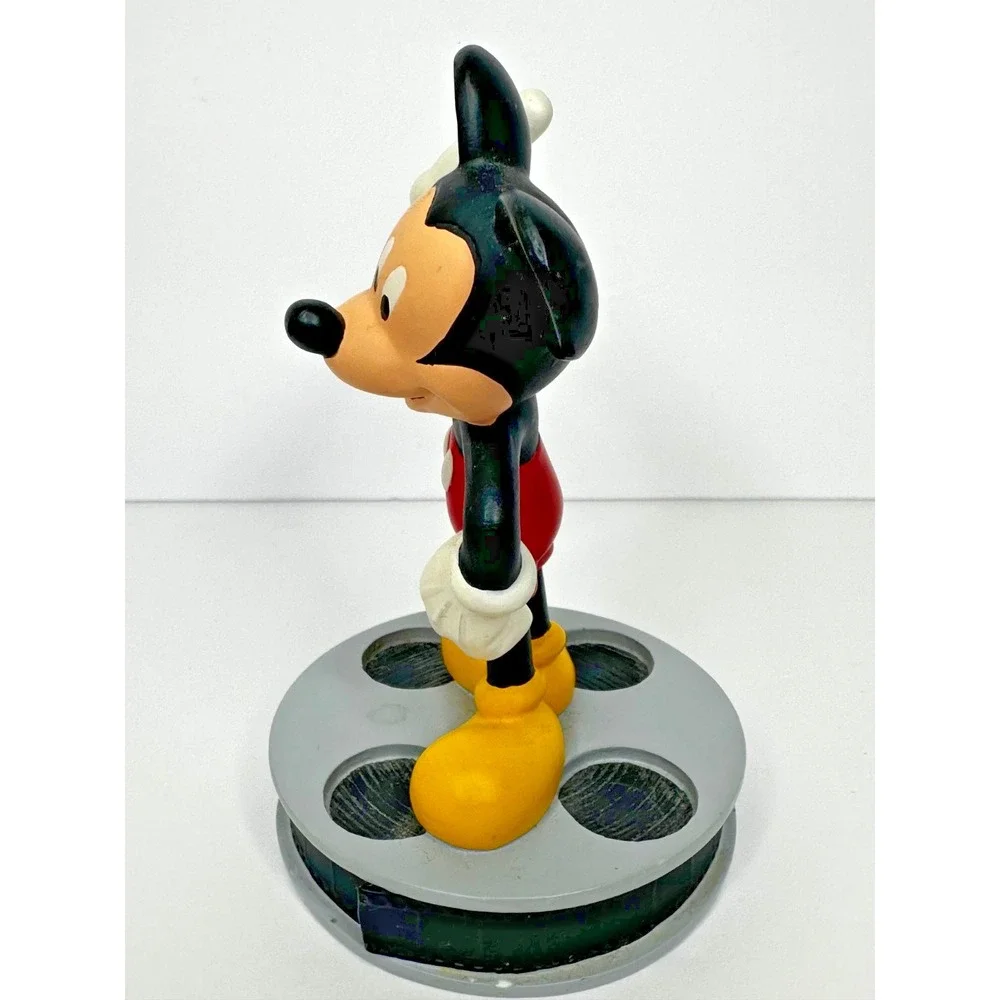 Applause mickey mouse