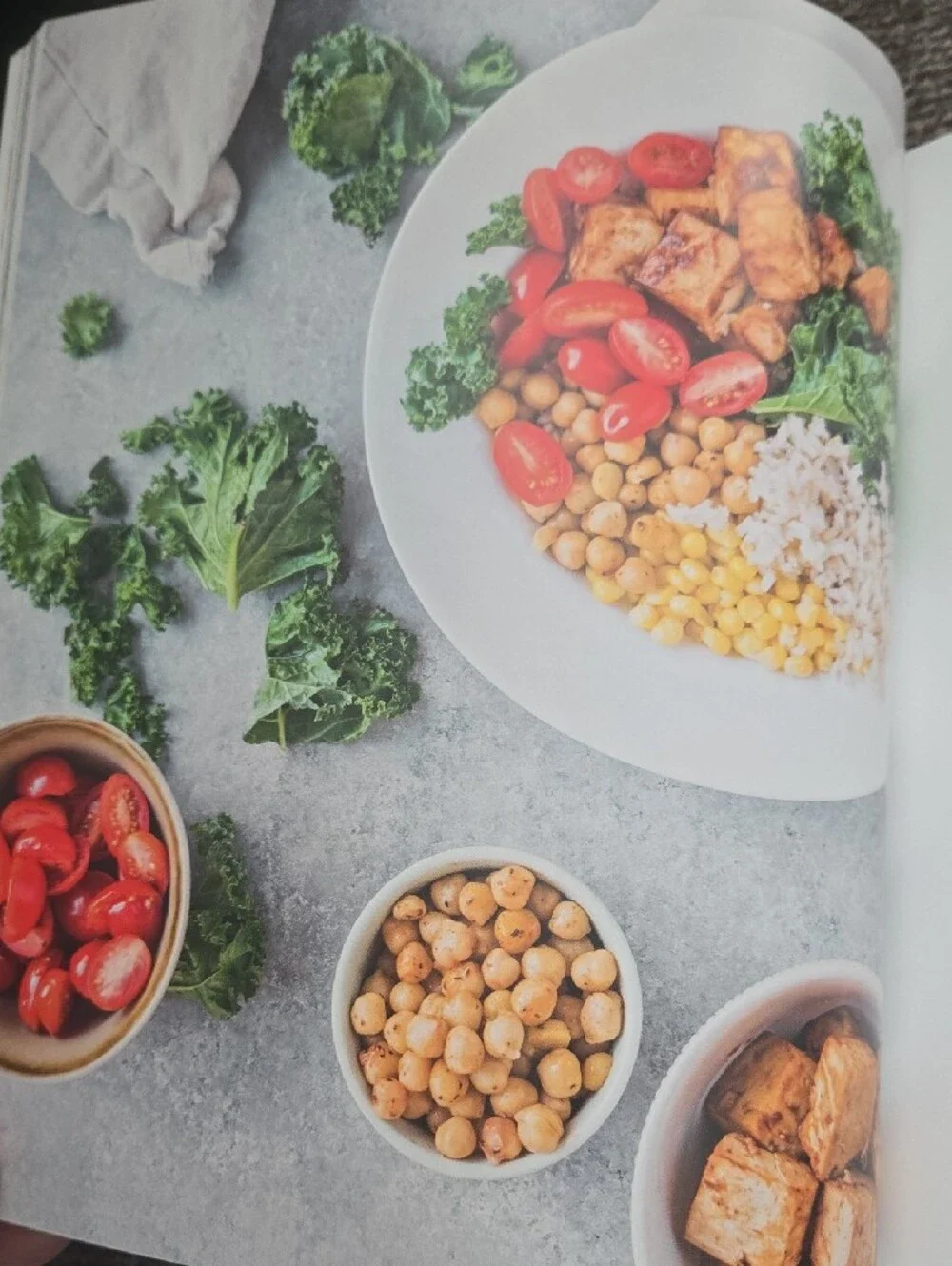 Cookbook : Frugal Vegab by Katie Koteen & Kate Kasbee