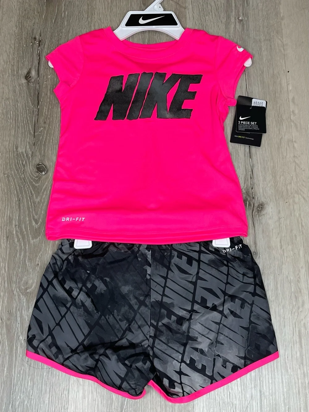 Nike this bright