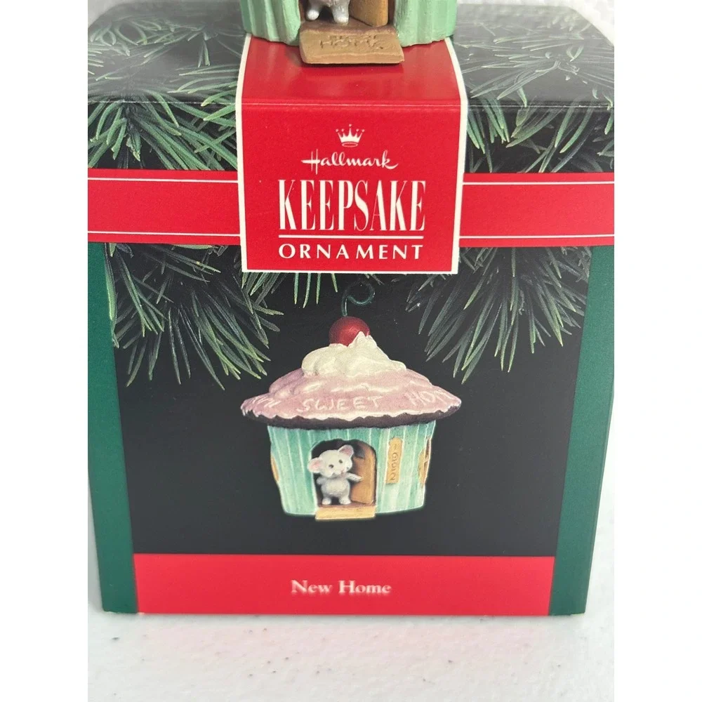 Hallmark keepsake ornament