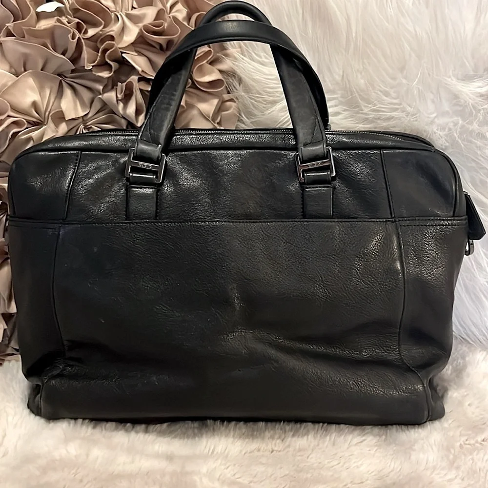 Tumi beacon hill