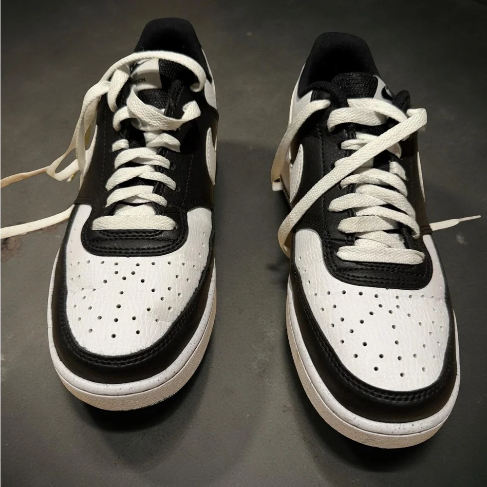 Nike classic low