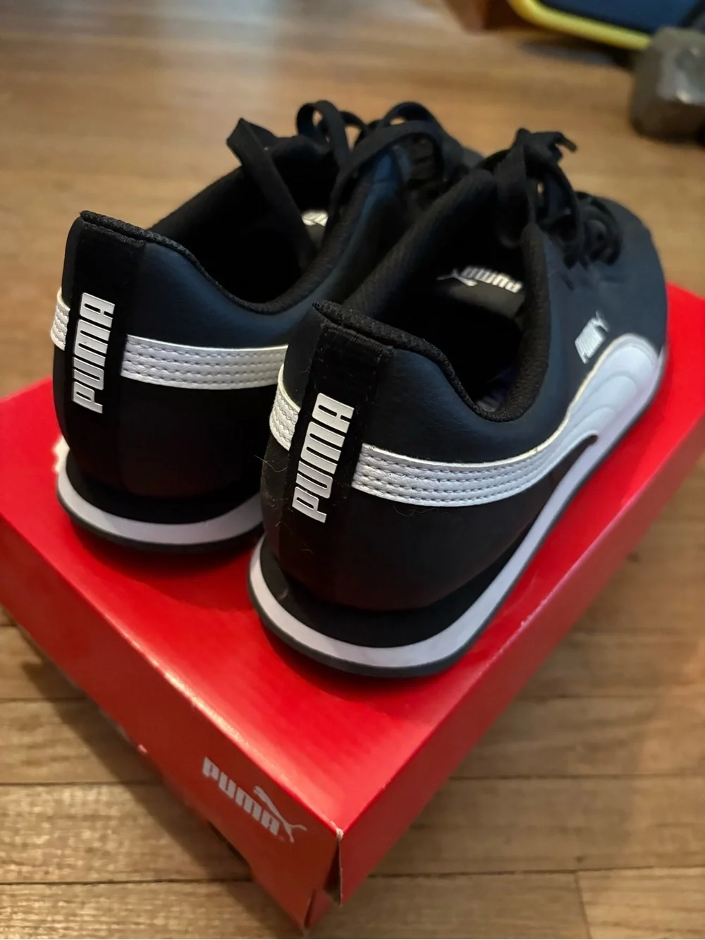 Puma sleek vintage