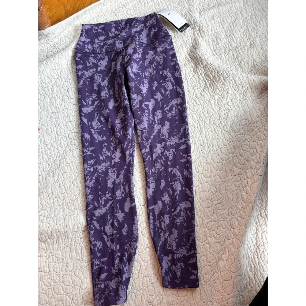 Nike One Dri-FIT Womens High Rise 7/8‎ Purple Abstract Print Leggings Small