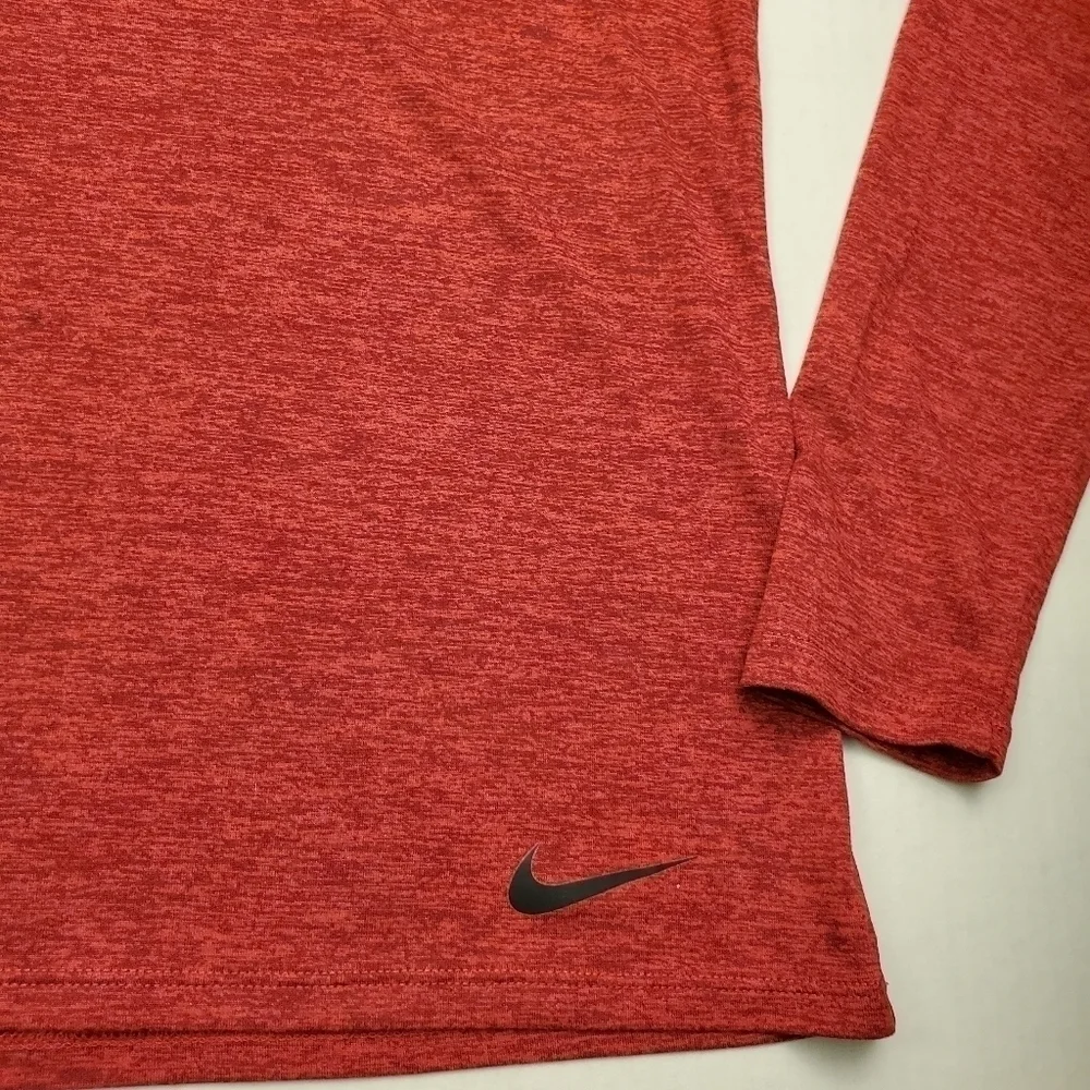 Nike pullover hooded
