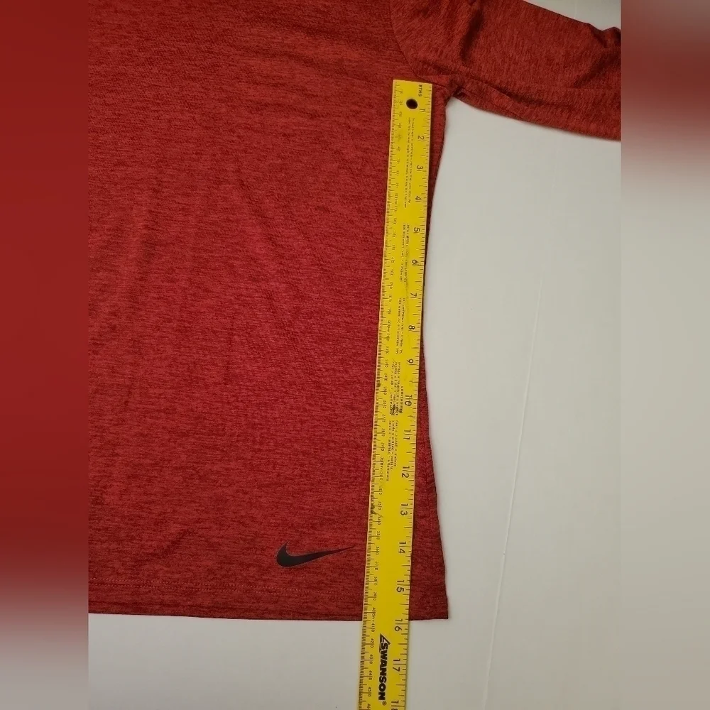 Nike pullover hooded