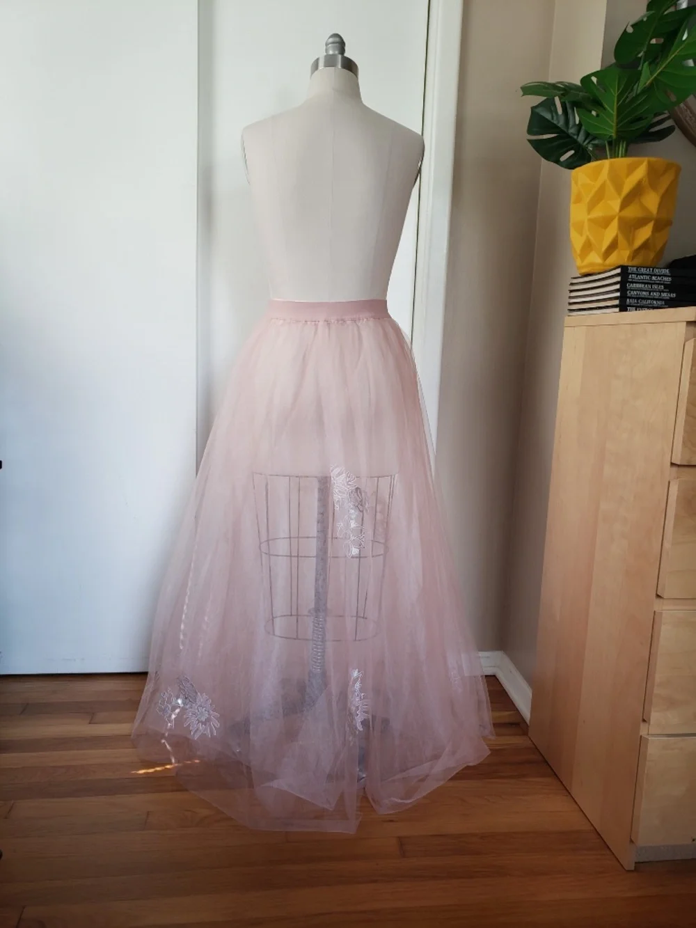 Haute Monde brand haute