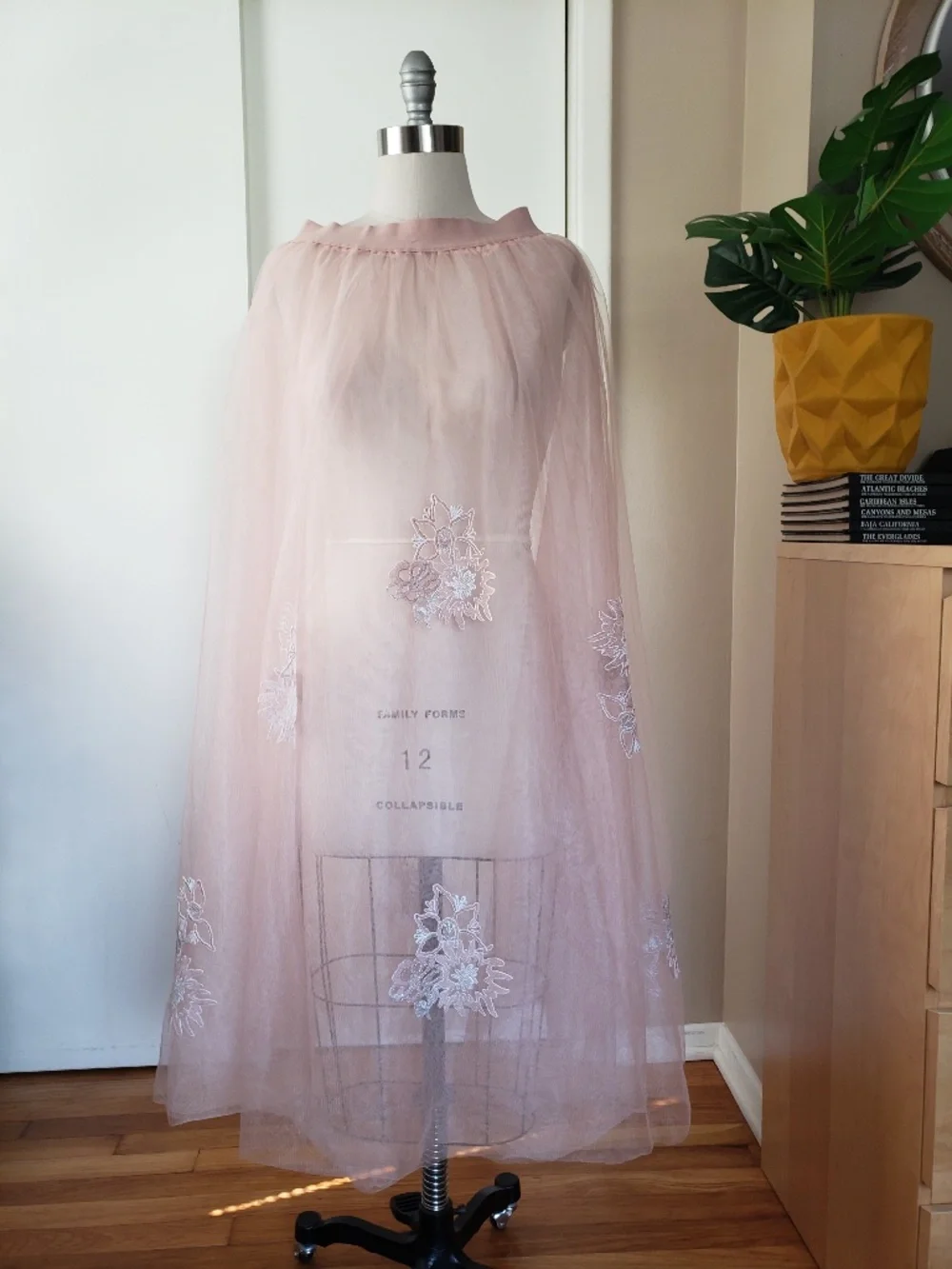 Haute Monde brand haute