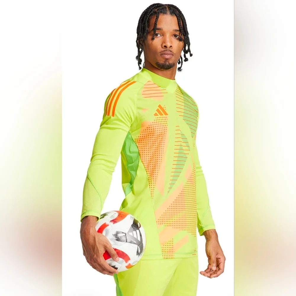 adidas 🔥 back