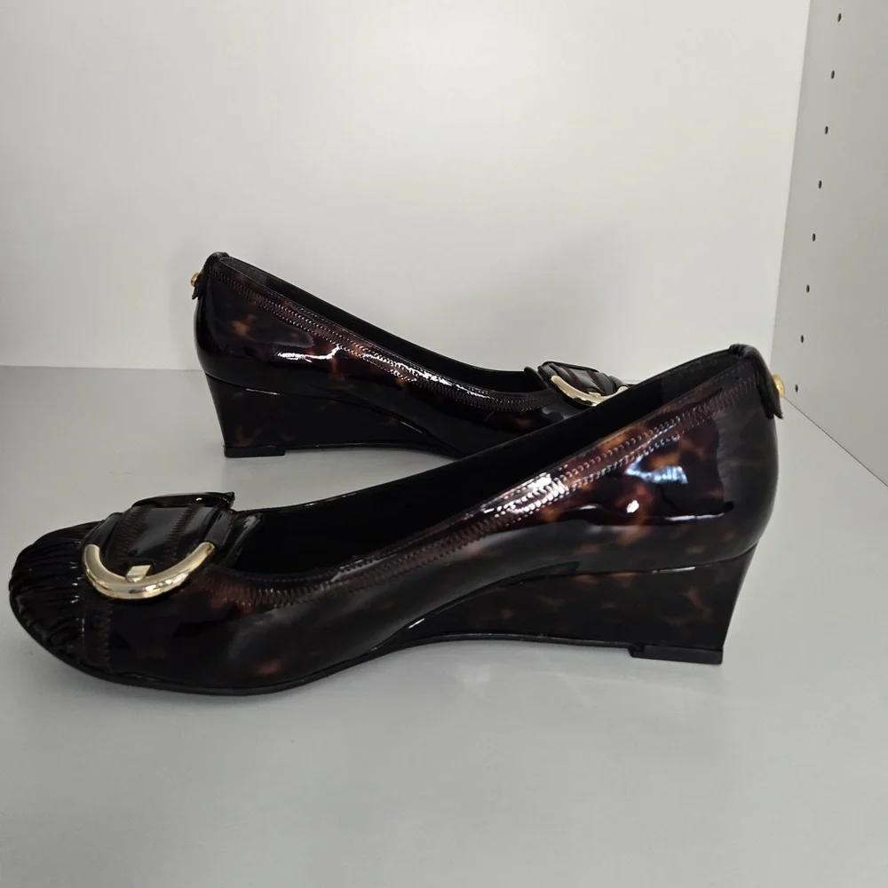Stuart Weitzman Tortoiseshell Patent Leather Wedge Pumps | Size 7| Made in Spain