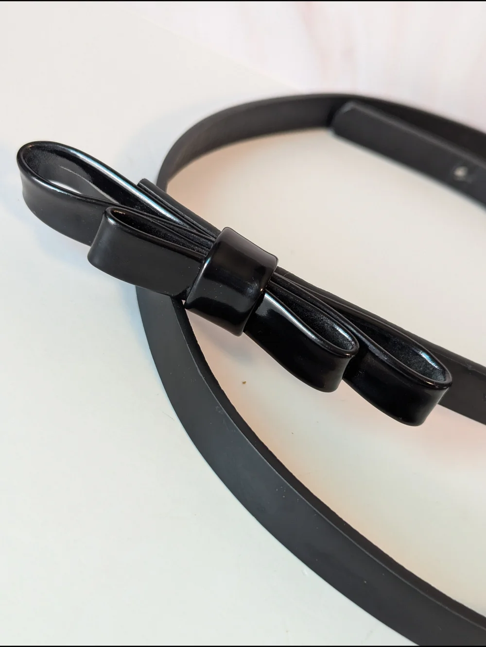 Patent Leather Black Bow Accent Women's Belt Size 18
