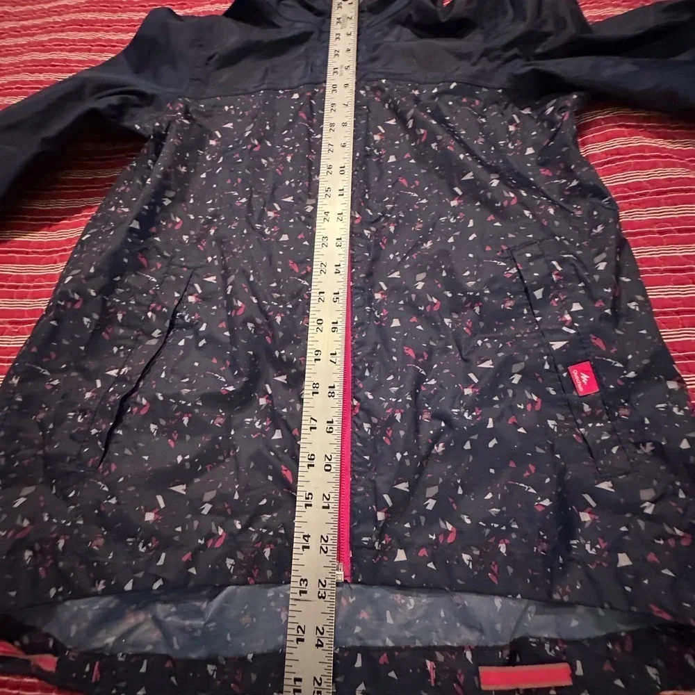 Quechua stylish waterproof