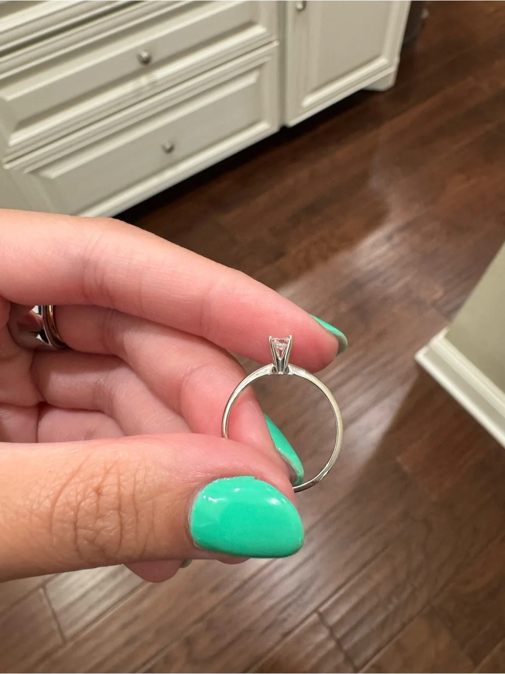 N/A 14k white ring