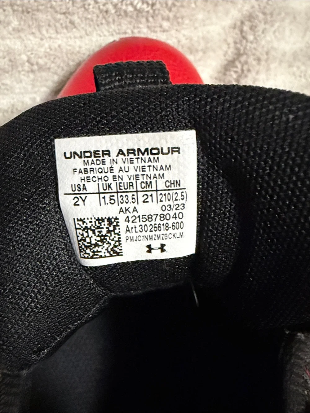 Under Armour bold leather