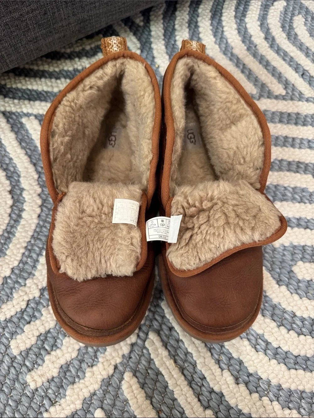 UGG classic versatile