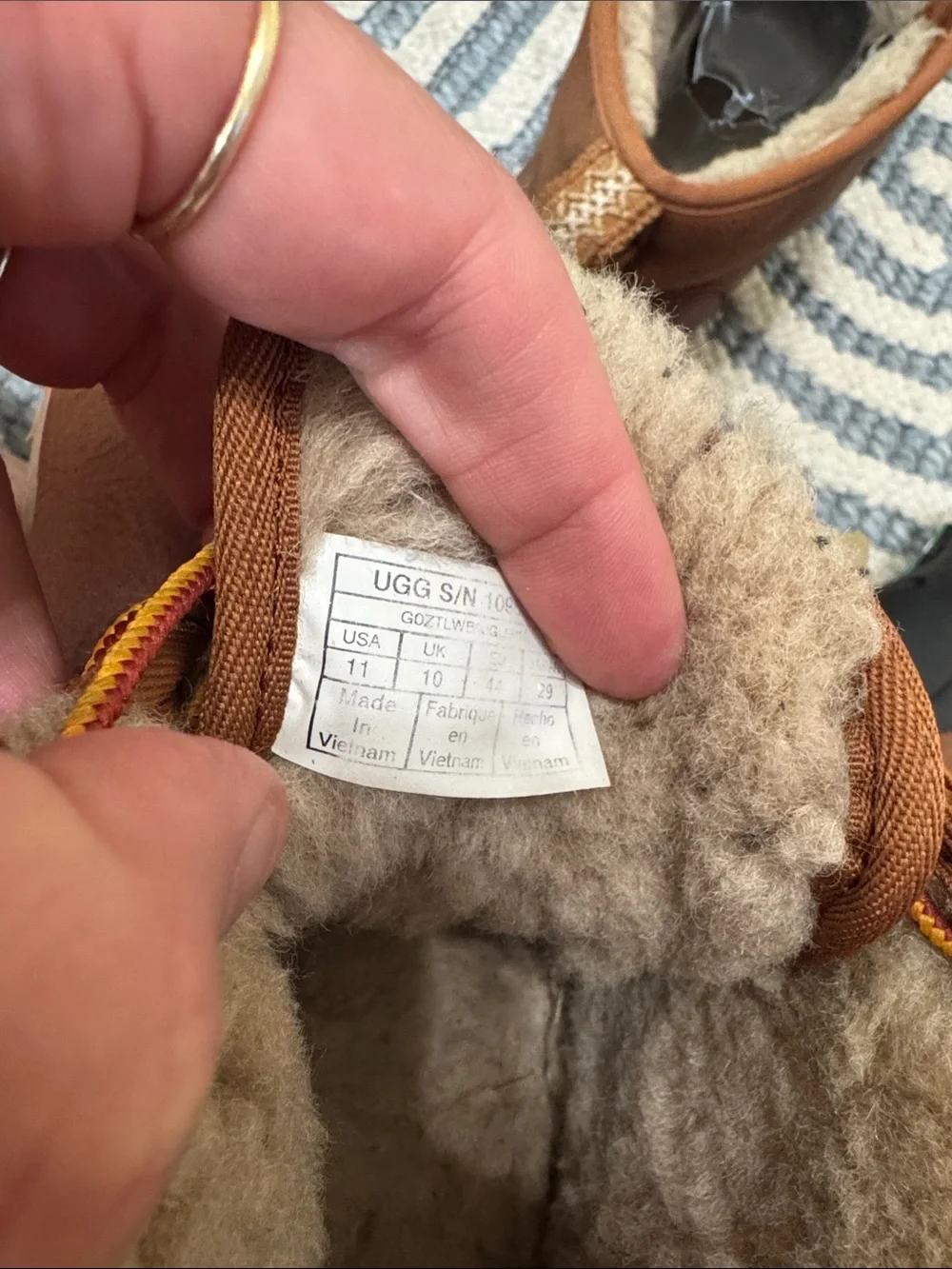 UGG classic versatile
