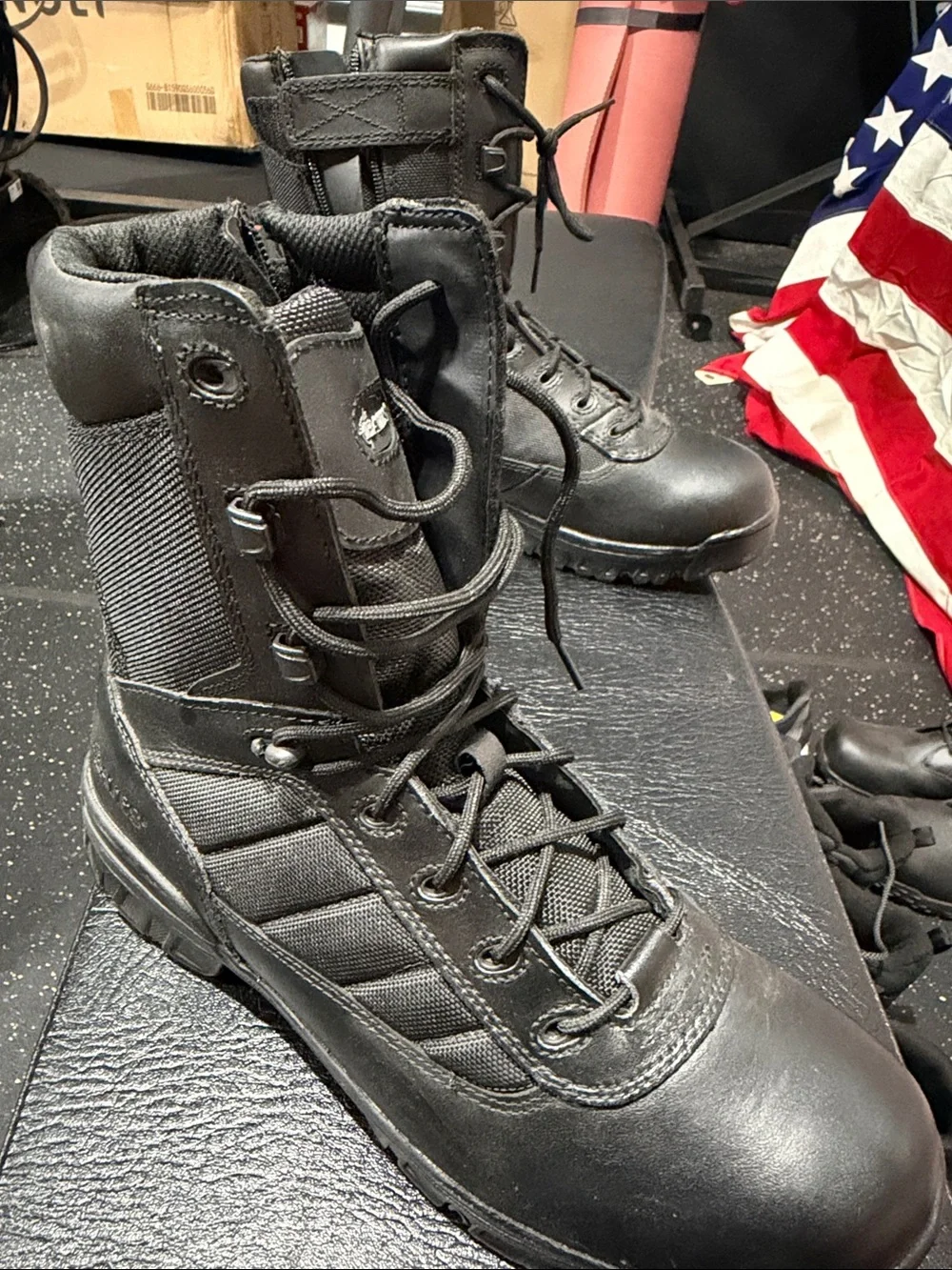 Bates classic black