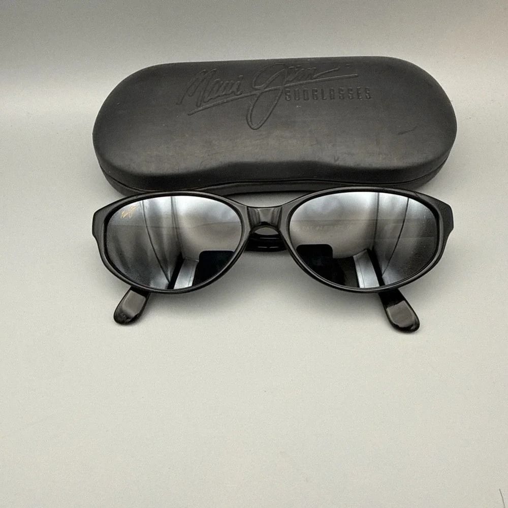 Maui Jim product pair