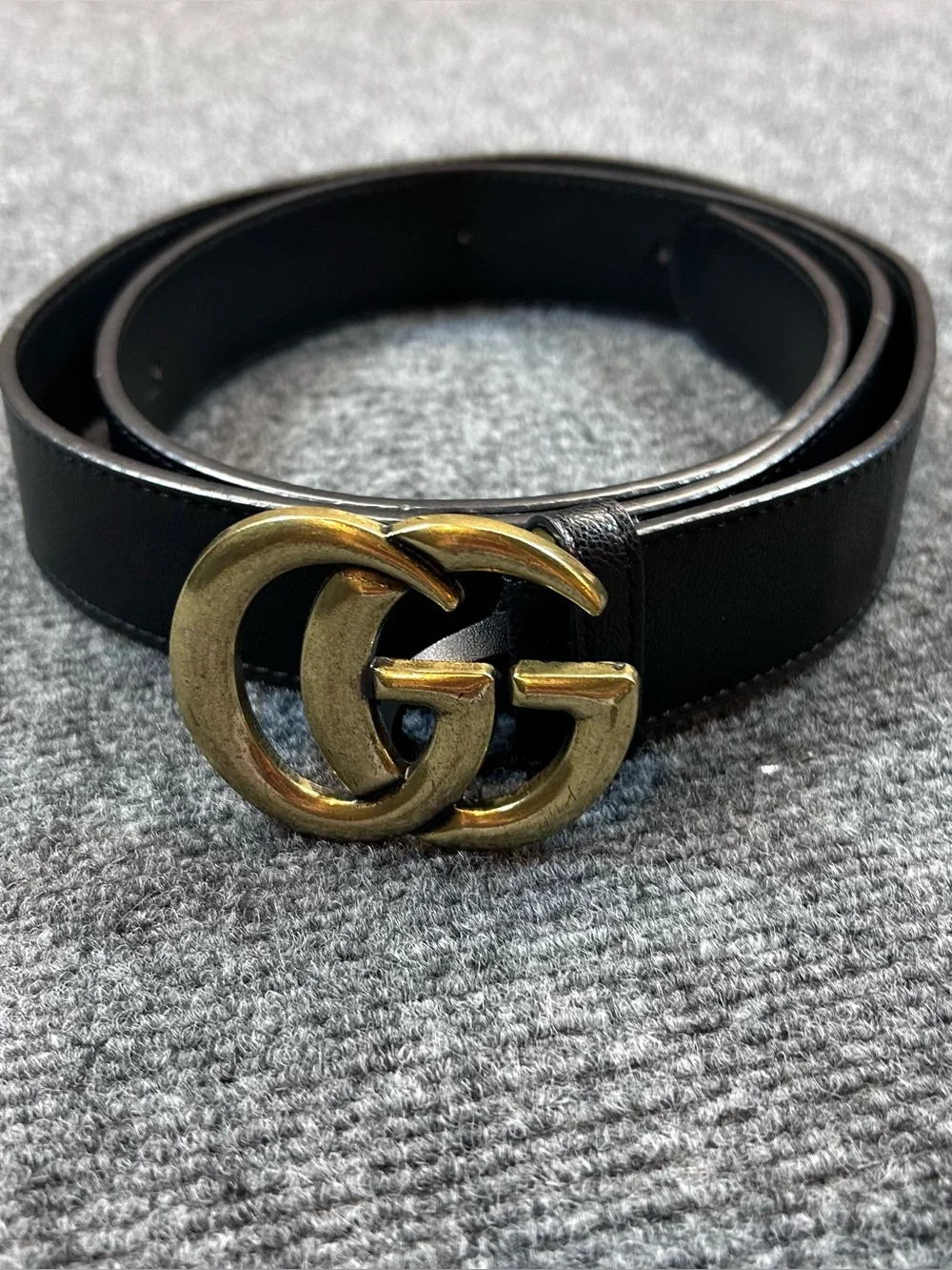 Gucci Black Leather Belt with Gold Double G Buckle