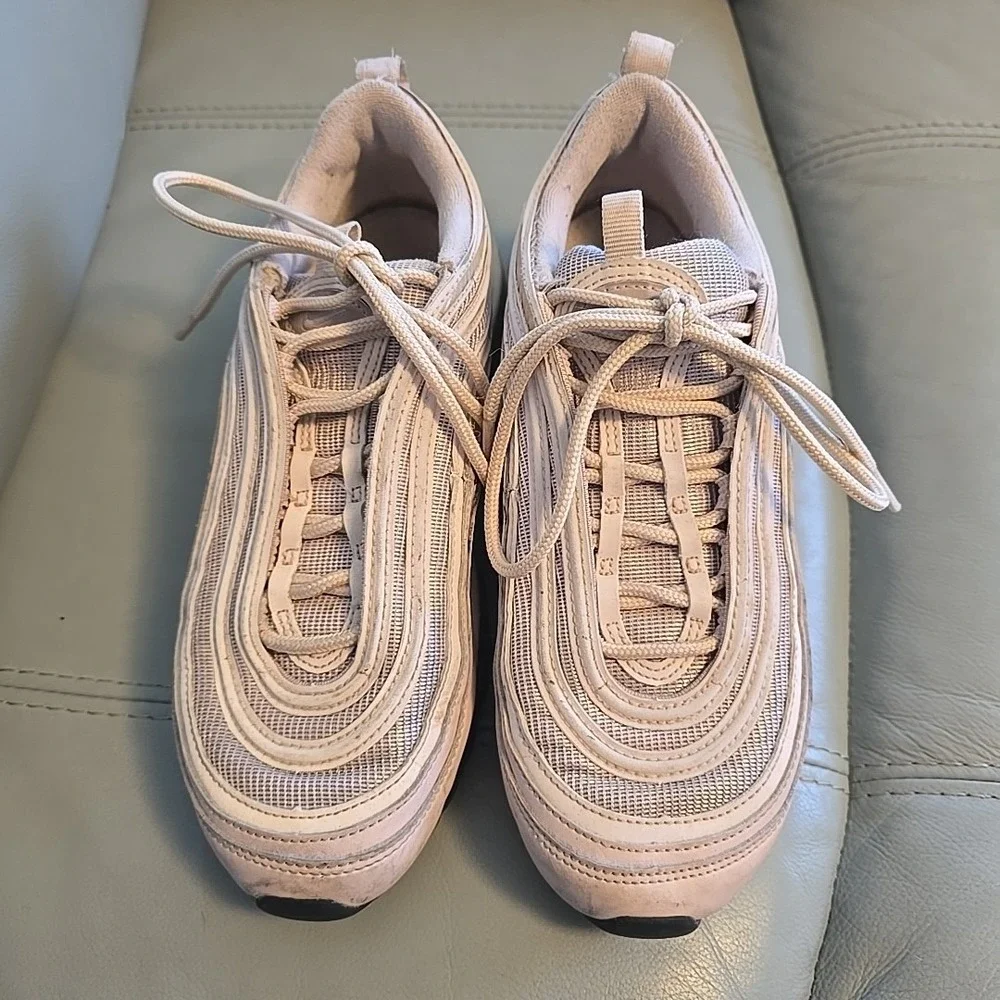 Nike women air